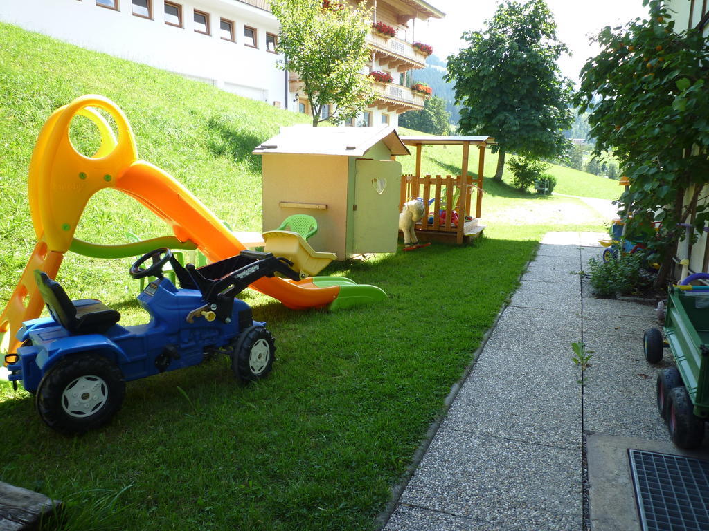 ヴェステンドルフHaus Glanzernアパートメント エクステリア 写真